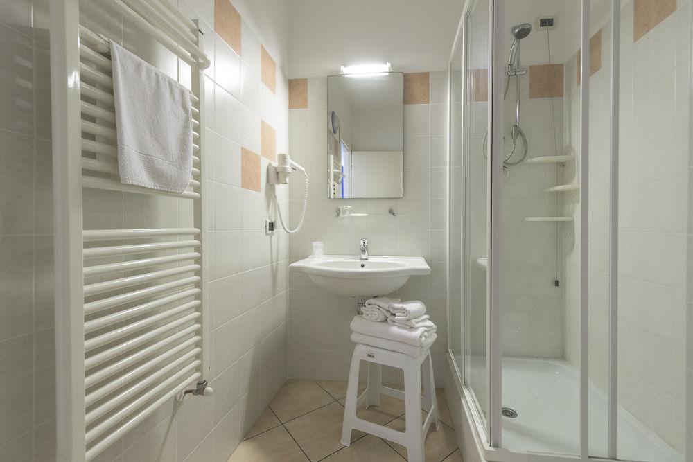 Resort Isola Rossa Боза Екстериор снимка